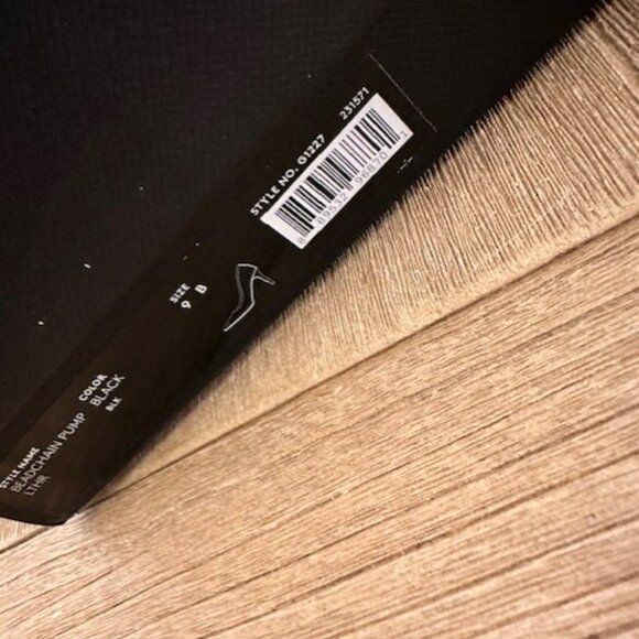 Coach Beach Chain Pump - Black size 9 - Picture 2 of 6